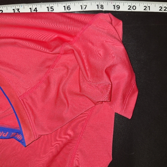 Nike Woman's V-Neck Shirt - Picture 7 of 8